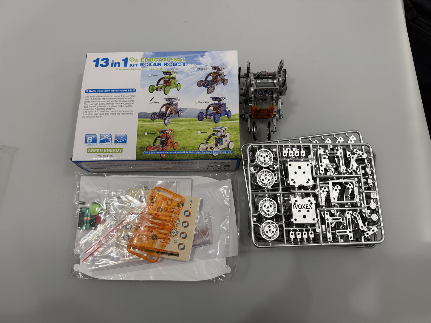 IVOXEX STEM 13-in-1 Solar Power Robots Creation Toy, Educational Experiment DIY Robotics Kit, Science Toy Solar Powered Building Robotics Set Age 8-12 for Boys Girls Kids Teens to Build