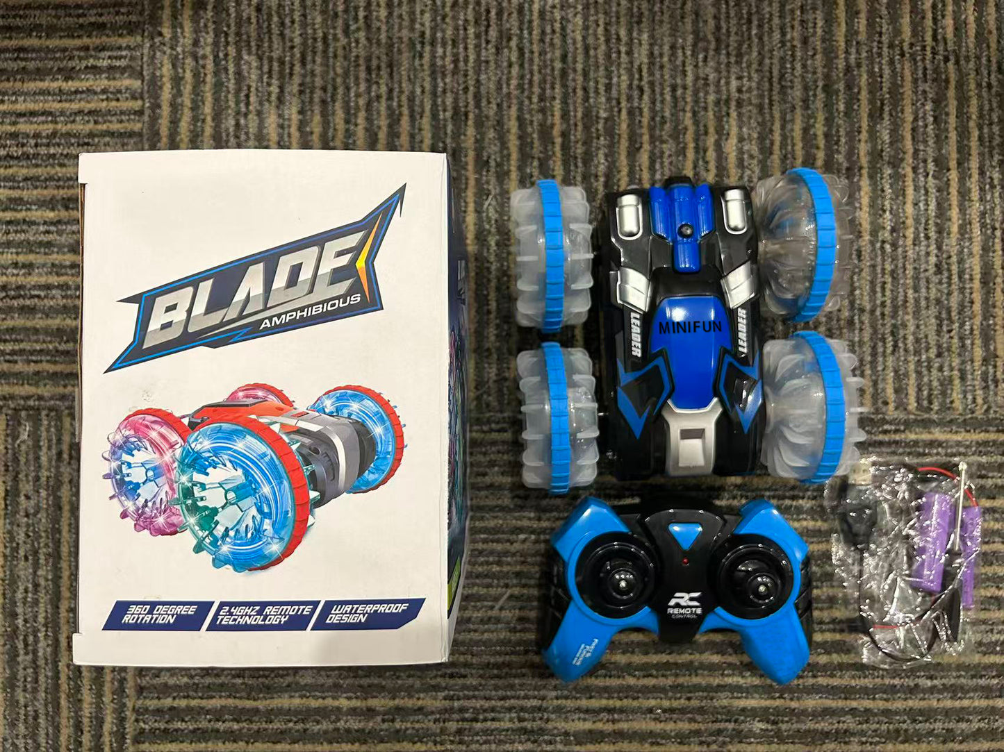 MINIFUN Toys for 5-12 Year Old Boys Amphibious RC Car for Kids 2.4 GHz Remote Control Boat Waterproof RC Monster Truck Stunt Car 4WD Remote Control Vehicle Boys Girls Gifts All Terrain Water Beach Pool Toy