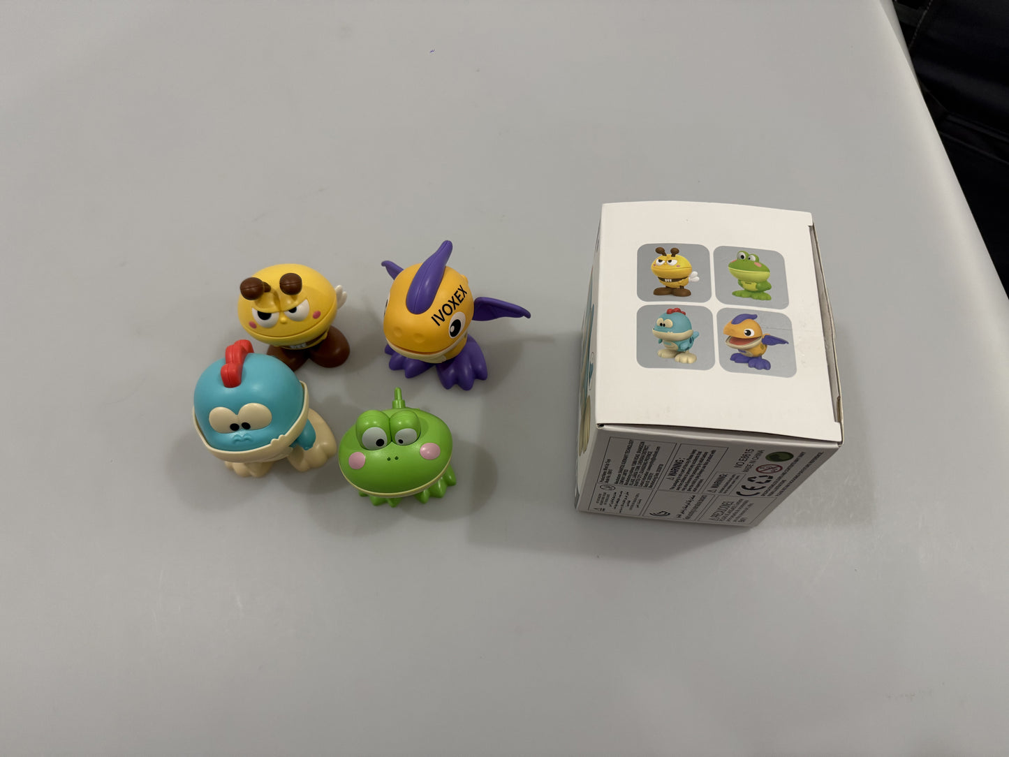 IVOXEX Wind Up Toys for Kids –Animal Clockwork Toys That Walk, Jump, Great for Birthday Party Favors，Suitable for Boys and Girls Aged 3 4 5 6