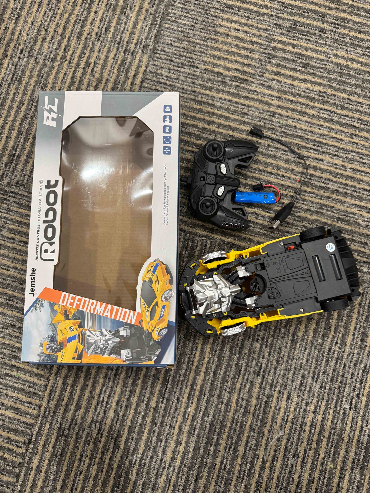 Jemshe Remote Control Car Toy,360° Rotating RC Deformation Robot Car Toy